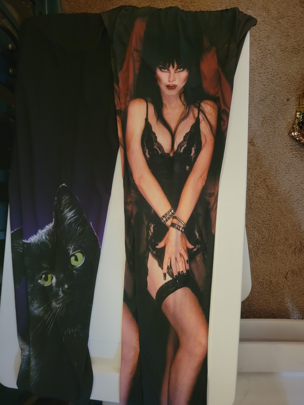Elvira And Black Cat Leggings